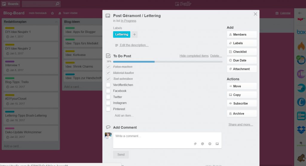 Redaktionsplanung mit TrelloWelches Tool nutzt ihr, um eure Ideen für Blogposts zu sammeln, eure geplanten Beiträge zu organisieren und eure To Dos zu planen, was Mails und Co. angeht? Mein heiliger Gral dafür heißt Trello. Trello ist ein Tool für Projektmanagement, mit dem ihr Listen erstellen, diese mit sogenannten Karten für einzelne To Dos versehen und, wenn ihr das wollt, mit anderen zusammenarbeiten könnt. Ich nutze Trello sowohl für meinen Blog alleine, als auch beruflich, um die Arbeit im Team zu koordinieren. Trello gibt es sowohl als Browser-Version, als auch als App fürs Smartphone. 01Heute zeige ich euch, wie ihr eure Redaktionsplanung rund um den Blog ganz easy mit Trello koordinieren und im Auge behalten könnt. So funktioniert TrelloLegt euch zunächst ein neues Board an, das z.B. „Blog-Organisation“ heißt. Wenn ihr das Board angelegt habt, ist es erst einmal leer (siehe Screenshot). Nun habt ihr die Möglichkeit, über „Add a list“ Listen eurer Wahl anzulegen. Macht das! 02 Hier gibt es unfassbar viele Optionen, wie ihr eure Listen strukturieren könnt. Bei mir hat sich folgende Möglichkeit bewährt. Ich habe Listen angelegt für:„Redaktionsplan“, „Blog-Ideen“, „In Progress“ und „To Do Mails“. Außerdem habe ich mir eine „Done“-Liste angelegt. Man kann erledigte Karten zwar auch über die Archiv-Funktion archivieren, aber ich schieb' die immer so gerne rüber. 03 RedaktionsplanHier trage ich meine geplanten Blogposts ein und weise ihnen ein Datum zu, wann der Post fällig ist. Klickt dafür einfach auf die Karte, dann auf „Due Date“ und legt Datum und Uhrzeit fest. Der Clou: So landet das auch in eurem Trello-Kalender – gleich mehr dazu! 04Zudem weise ich jedem Post eine Farbe zu, so sehe ich auf einen Blick, um welche Kategorie aus meinem Blog es sich handelt. Gelb steht für DIY, hellblau für Lettering, und so weiter. So habe ich immer einen schönen Mix und kann gleich sehen, ob  meine Abfolge an  Blogposts einigermaßen abwechslungsreich ist.04aBlog-Ideen In der Liste „Blog-Ideen“ lege ich immer, wenn mir eine gute Idee kommt, eine neue Karte an – auch diesen Ideen weise direkt eine Farbe zu, damit ich auf einen Blick sehen kann, um welche Kategorie es sich handelt. Wenn ich die Idee angehen möchte, ziehe ich sie rüber in „In Progress“. In Progress In der Liste „In Progress“ befinden sich alle Posts, die ich momentan bearbeite, völlig egal, wie der Stand ist – ob die Fotos schon gemacht sind, bearbeitet werden müssen oder ich noch gar nicht damit angefangen habe, aber das bald möchte. Dafür gibt es die Option „Checkliste“. Klickt einfach auf die Karte und dann auf „Checklist“. Hier könnt ihr nun alle Aufgaben eintragen, die ihr für den Post umsetzen müsst. Als Inspiration – das kann das zum Beispiel so aussehen: „Material kaufen, Set dekorieren, Fotos machen, Foto-Auswahl, Fotos bearbeiten, Text schreiben, Veröffentlichen, Facebook, Instagram, Pinterest, Twitter, ...“05Werdet so kleinschrittig oder wenig kleinschrittig, wie ihr gut klarkommt. Das beste Gefühl, wenn's erledigt ist: Die Checkliste abzuhaken! Denn der blaue Balken, den ihr über der Checkliste seht, füllt sich je nach Fortschritt. Innerhalb der Karten habt ihr außerdem die Möglichkeit, einen Anhang hinzuzufügen oder weitere Mitglieder zu ergänzen, die auch die Karte kommentieren können. Kalenderfunktion Wenn ihr all euren Posts in der Redaktionsplan-Liste mit Datum versehen habt, erscheinen sie in eurem Trello-Kalender. Dafür müsst ihr erst einmal das Kalender-Powerup über das Menü rechts am Rand via „Enable“ aktivieren.  06Dann habt ihr die Möglichkeit, die Kalenderfunktion über den Button „Calendar“ oben rechts aufzurufen. So habt ihr den Überblick darüber, wann welcher Post online gehen wird.  